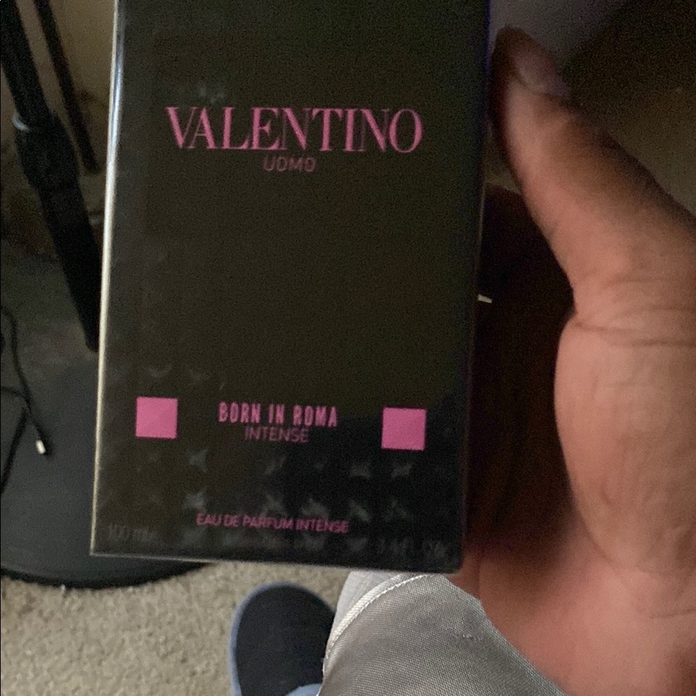 COPY - Valentino Uomo Born in Roma Intense Eau de Parfum